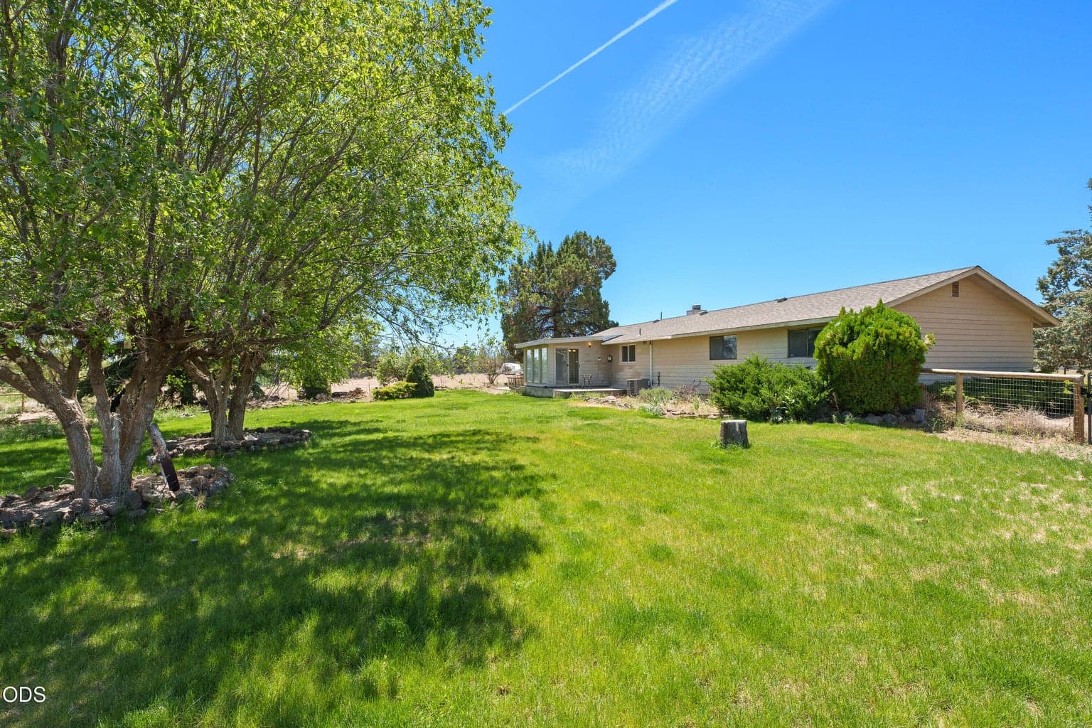 Photo of 6492 SW 51st 42 of 44