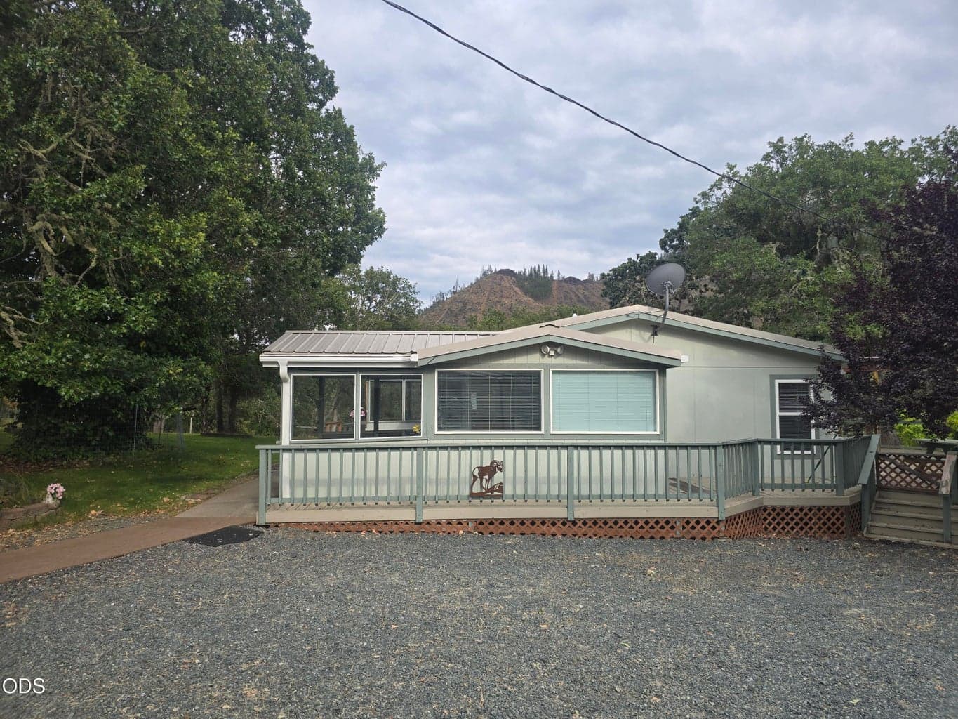 Photo of 880 Jumpoff Joe Creek 1 of 7