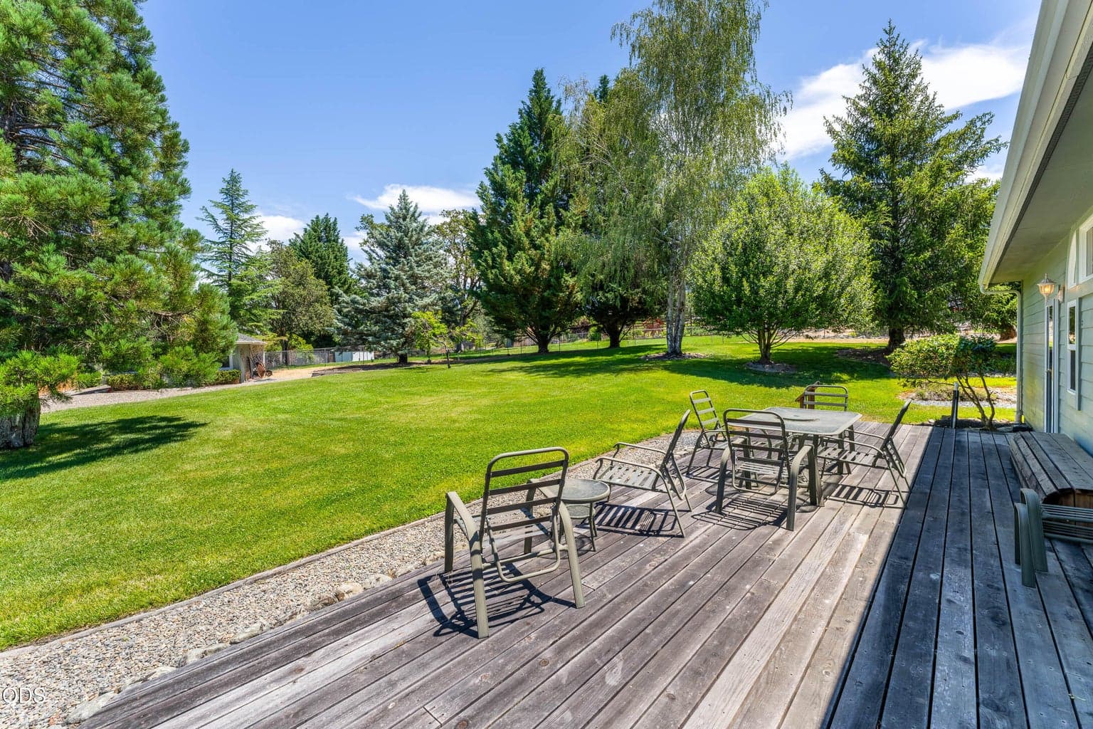 manicured side yard (outide of primary bedroom and office)