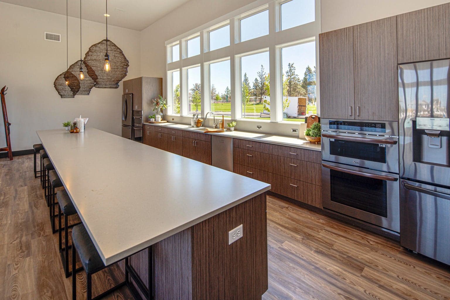 Photo of 3890 NE Petrosa Avenue 22 of 26