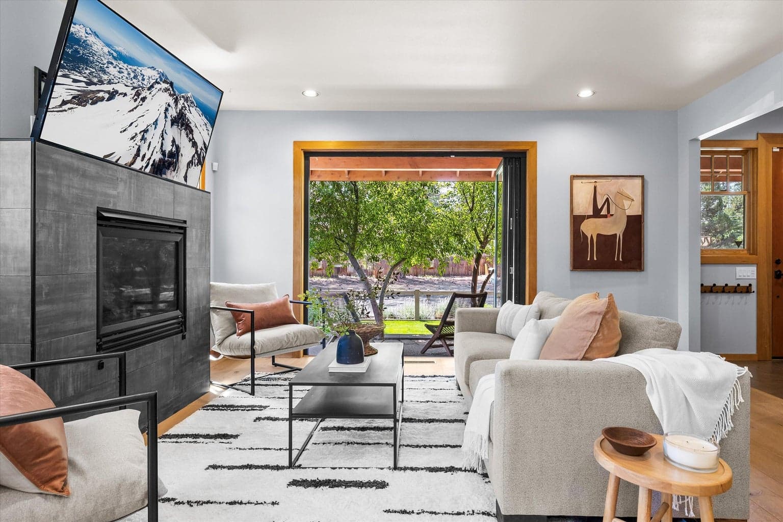 Photo of 1252 NW Ithaca Avenue 6 of 43