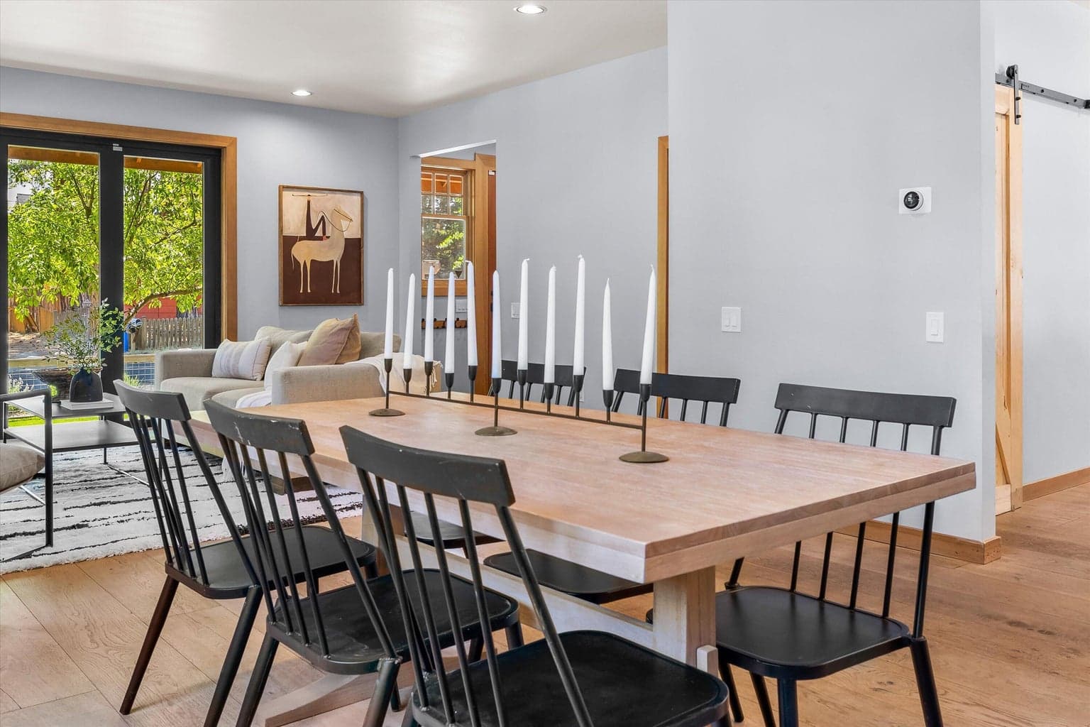 Photo of 1252 NW Ithaca Avenue 11 of 43