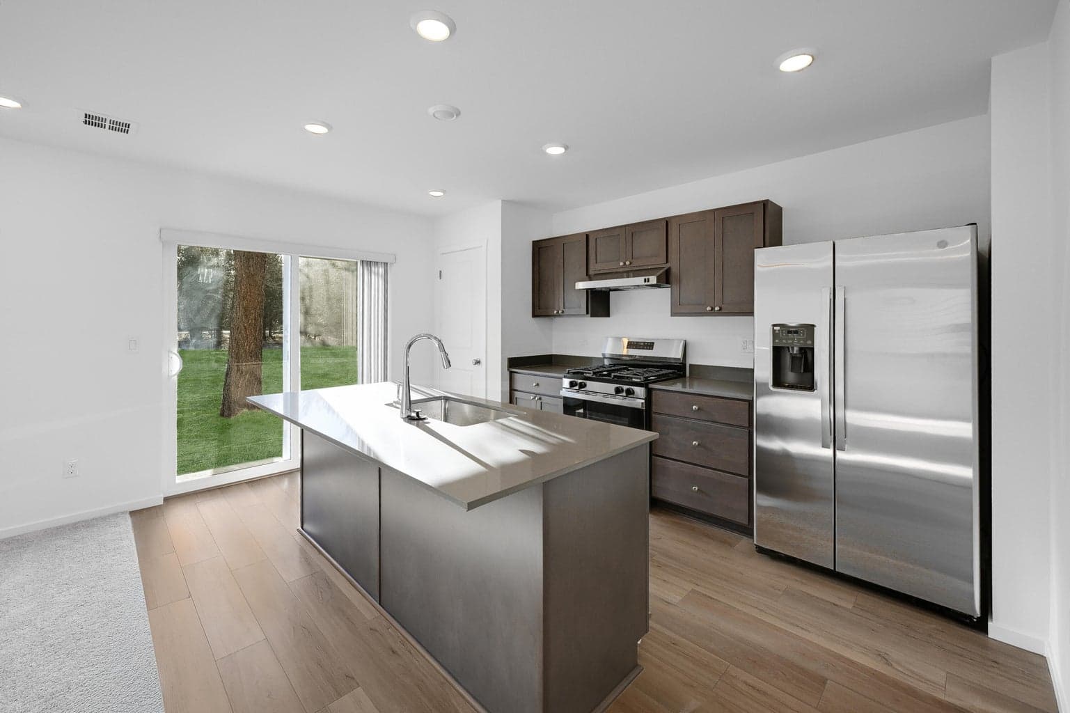 Photo of 16673 Cottage Pine St 6 of 32