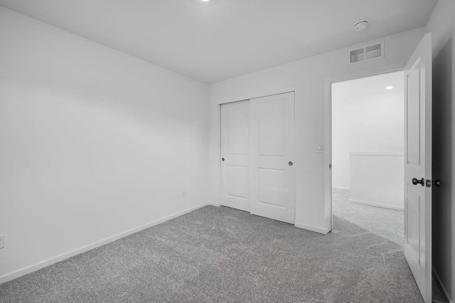 Photo of 16673 Cottage Pine St 13 of 32