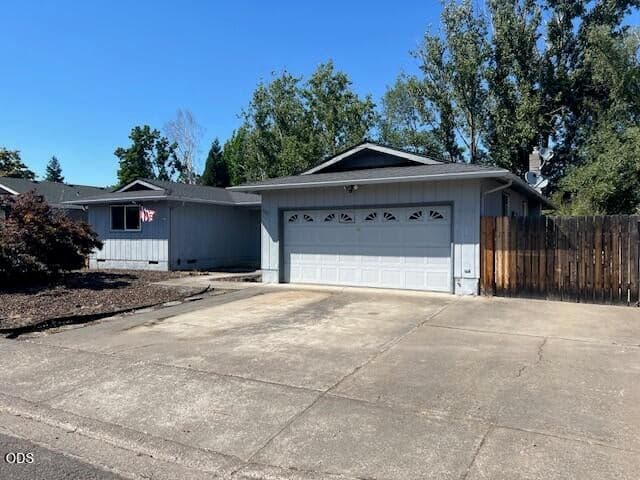 Photo of 607 Palo Verde 2 of 15