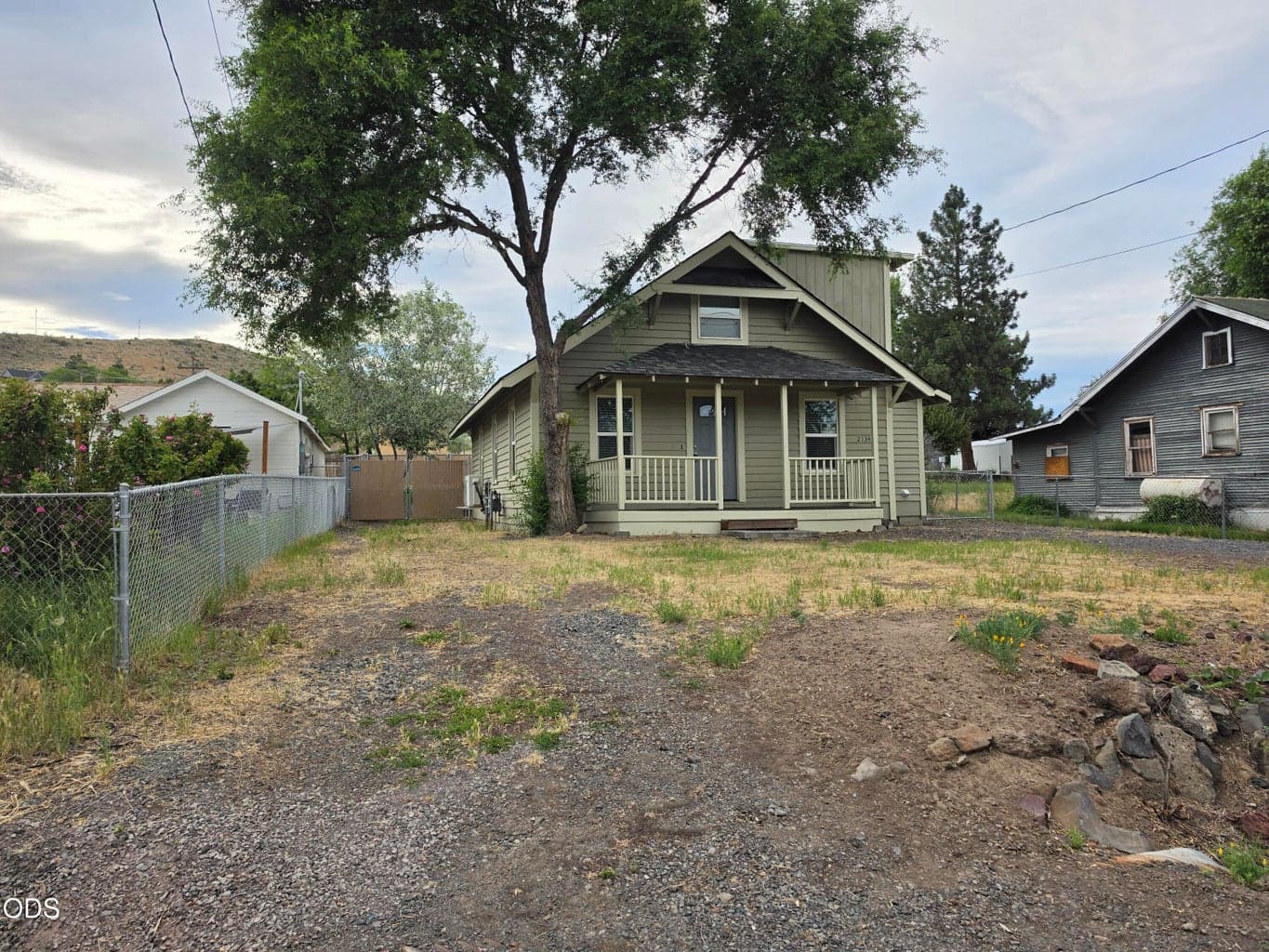 Photo of 2134 Laurel 2 of 25