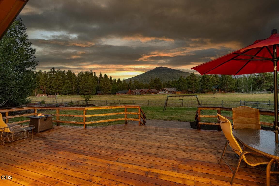 Photo of 26275 Metolius Meadows 2 of 38