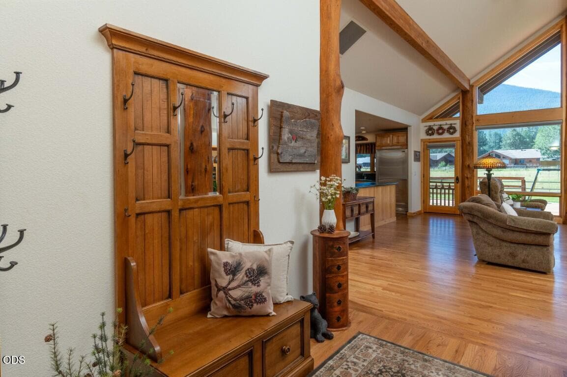 Photo of 26275 Metolius Meadows 5 of 38