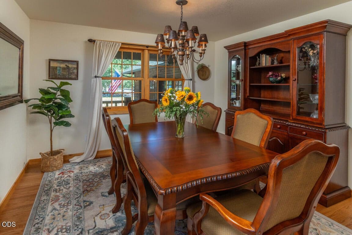 Photo of 26275 SW Metolius Meadows Drive 13 of 37