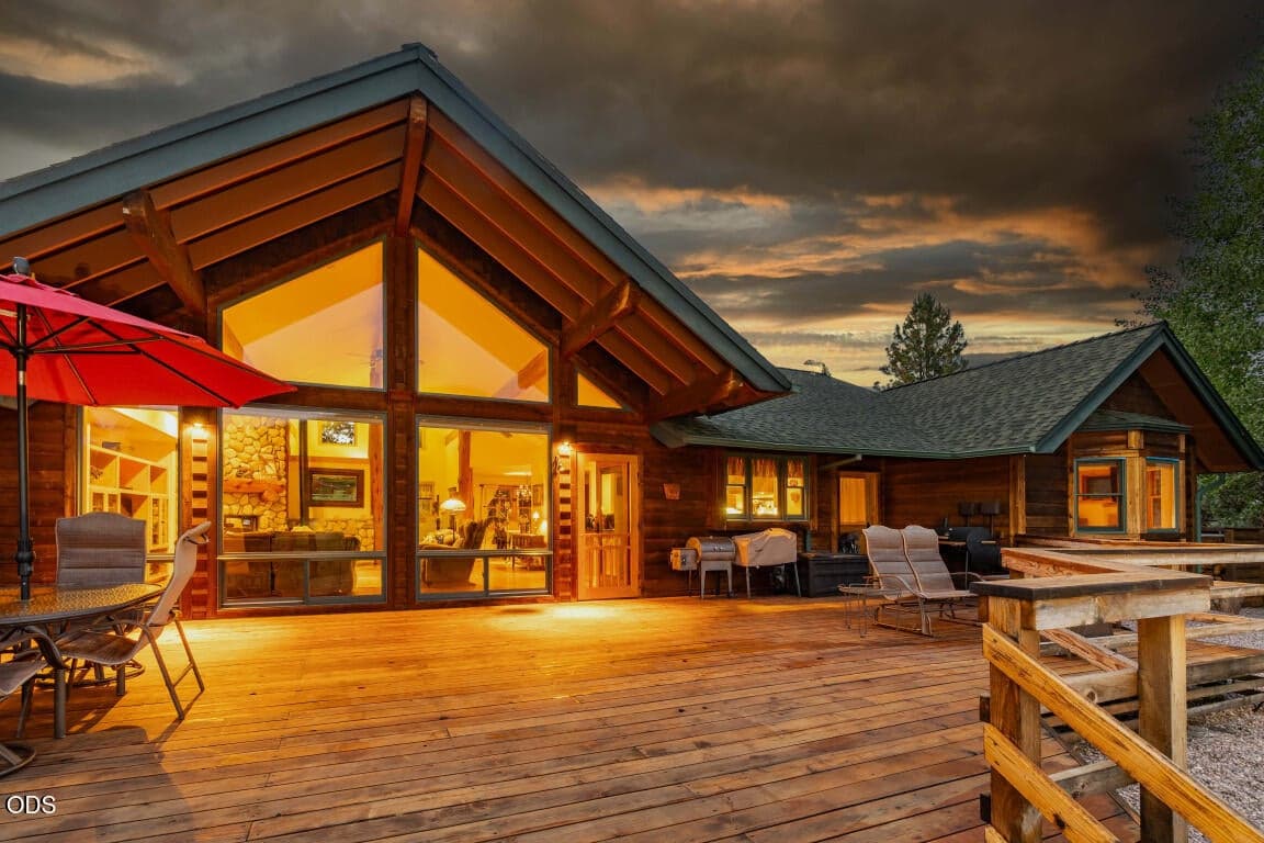 Photo of 26275 SW Metolius Meadows Drive 24 of 37