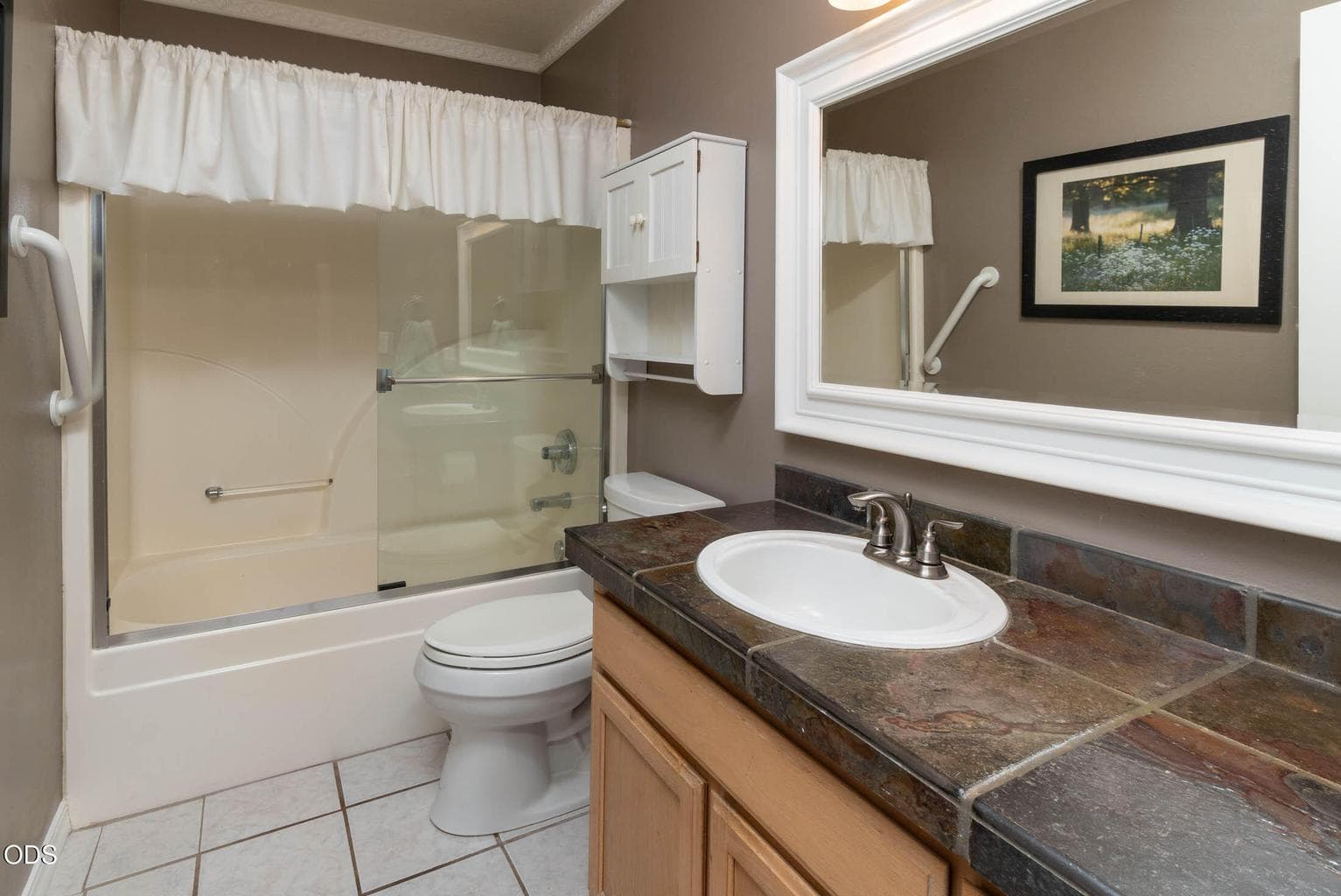 Photo of 2987 NE Oakley Court 12 of 26