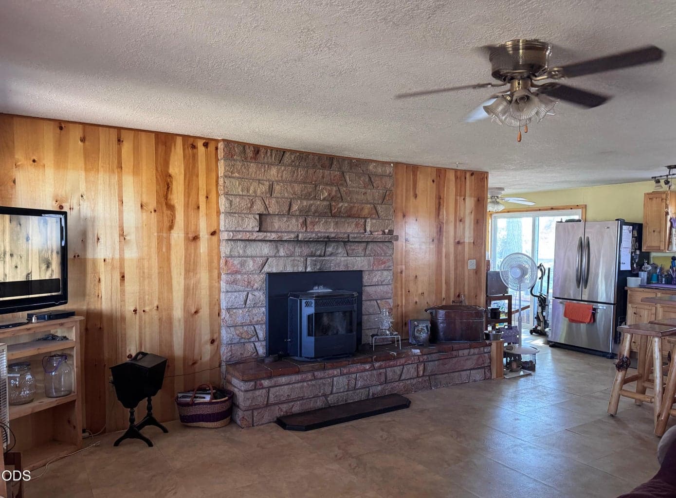 Photo of 4520 Clark 3 of 9