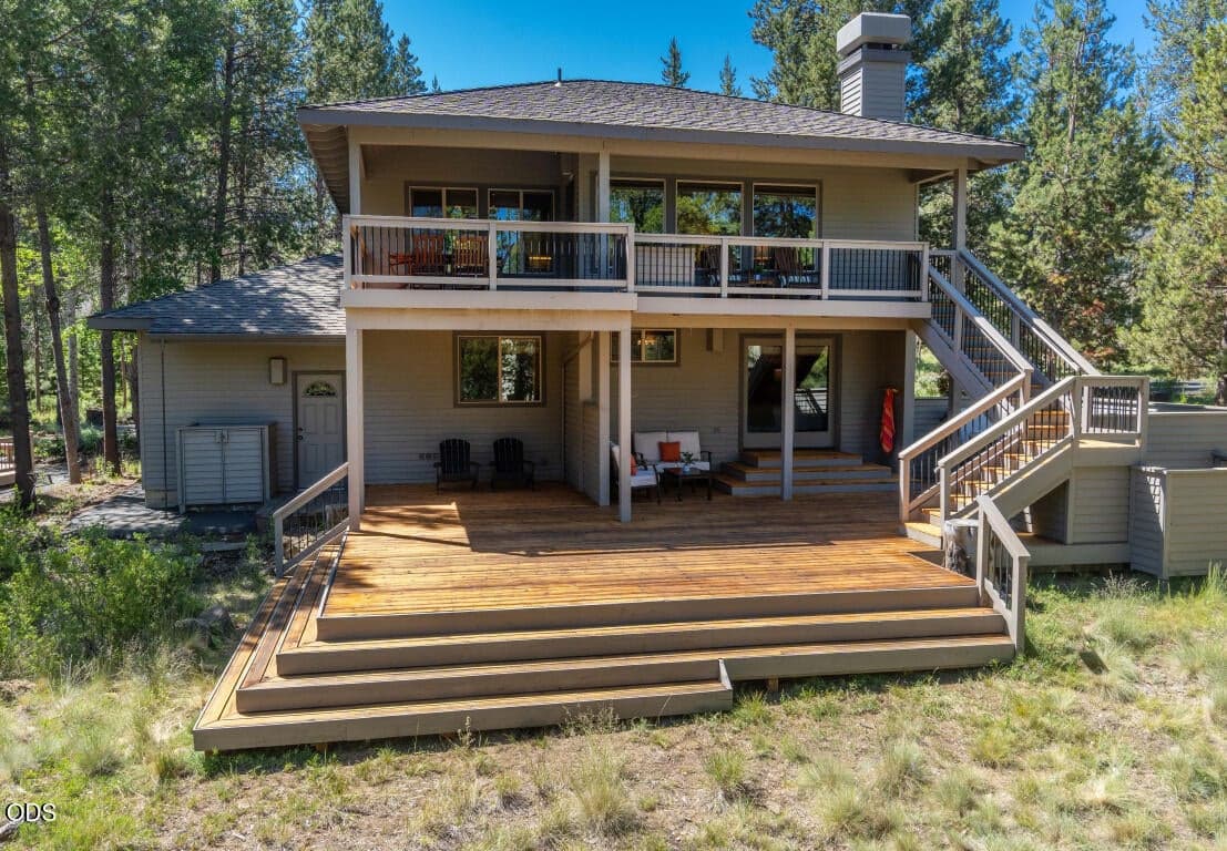 17396 Red Cedar