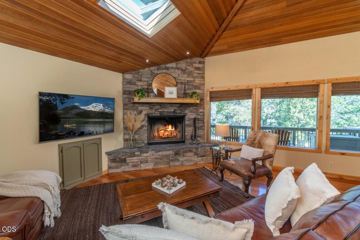 Photo of 17396 Red Cedar 5 of 22
