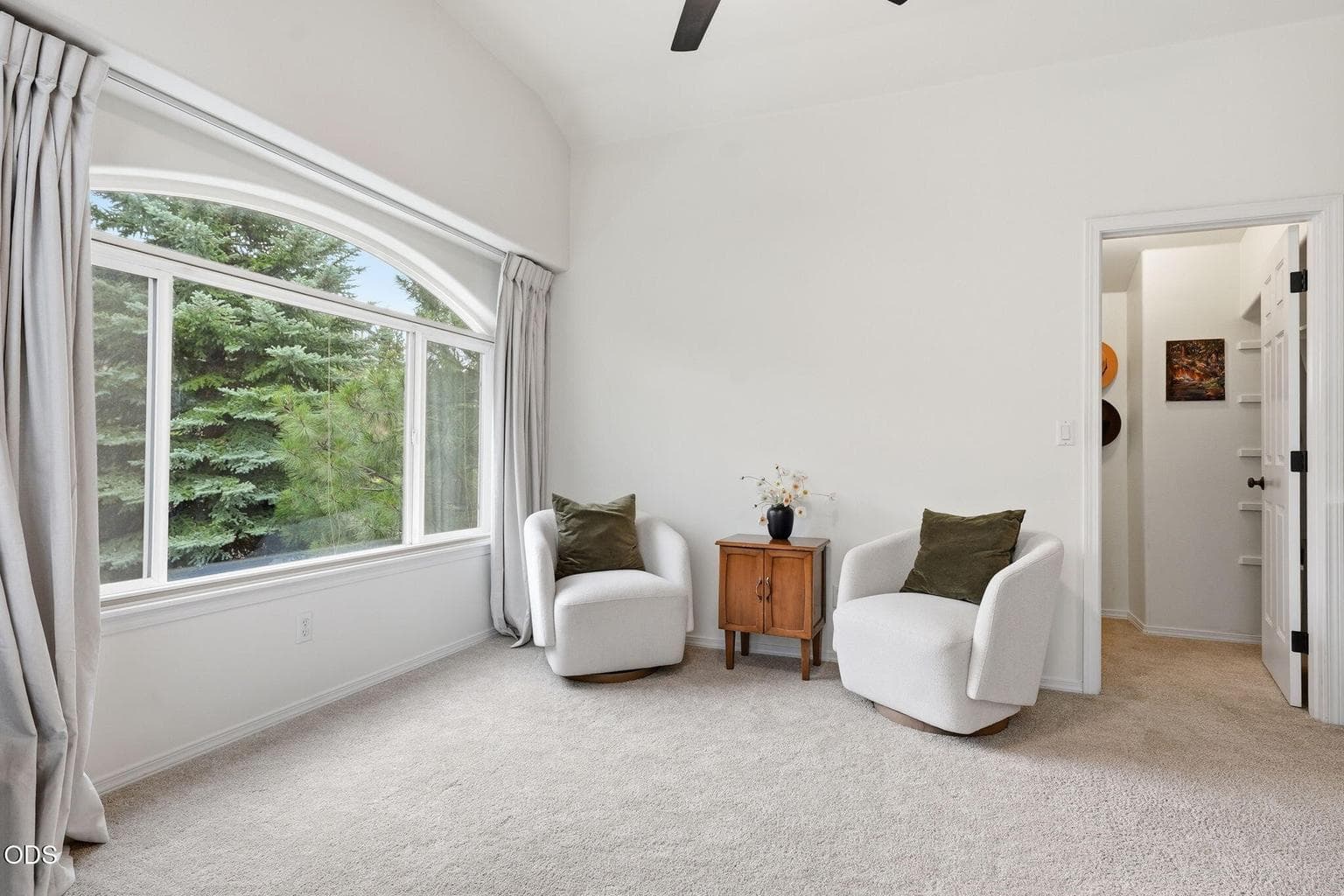 Photo of 1819 SW Troon Avenue 27 of 82