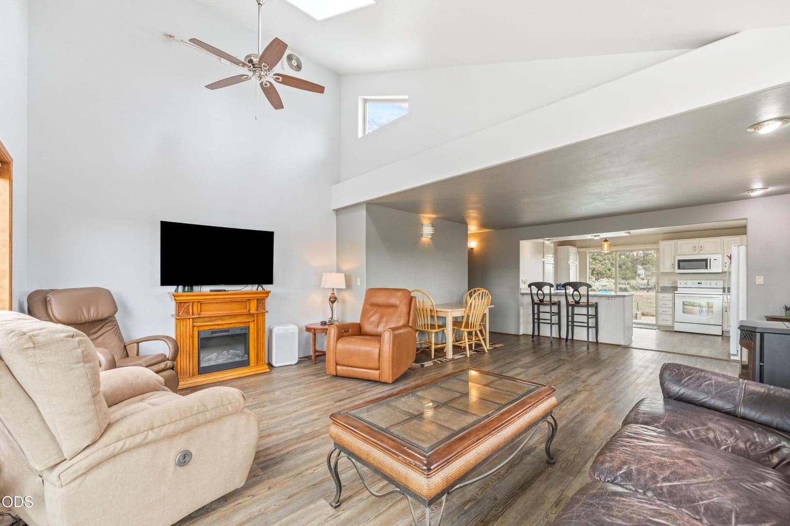 Photo of 65230 94th 5 of 33
