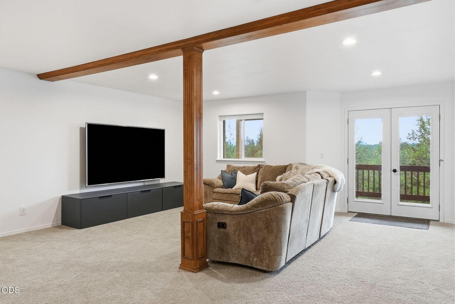 Photo of 1819 SW Troon Avenue 44 of 82