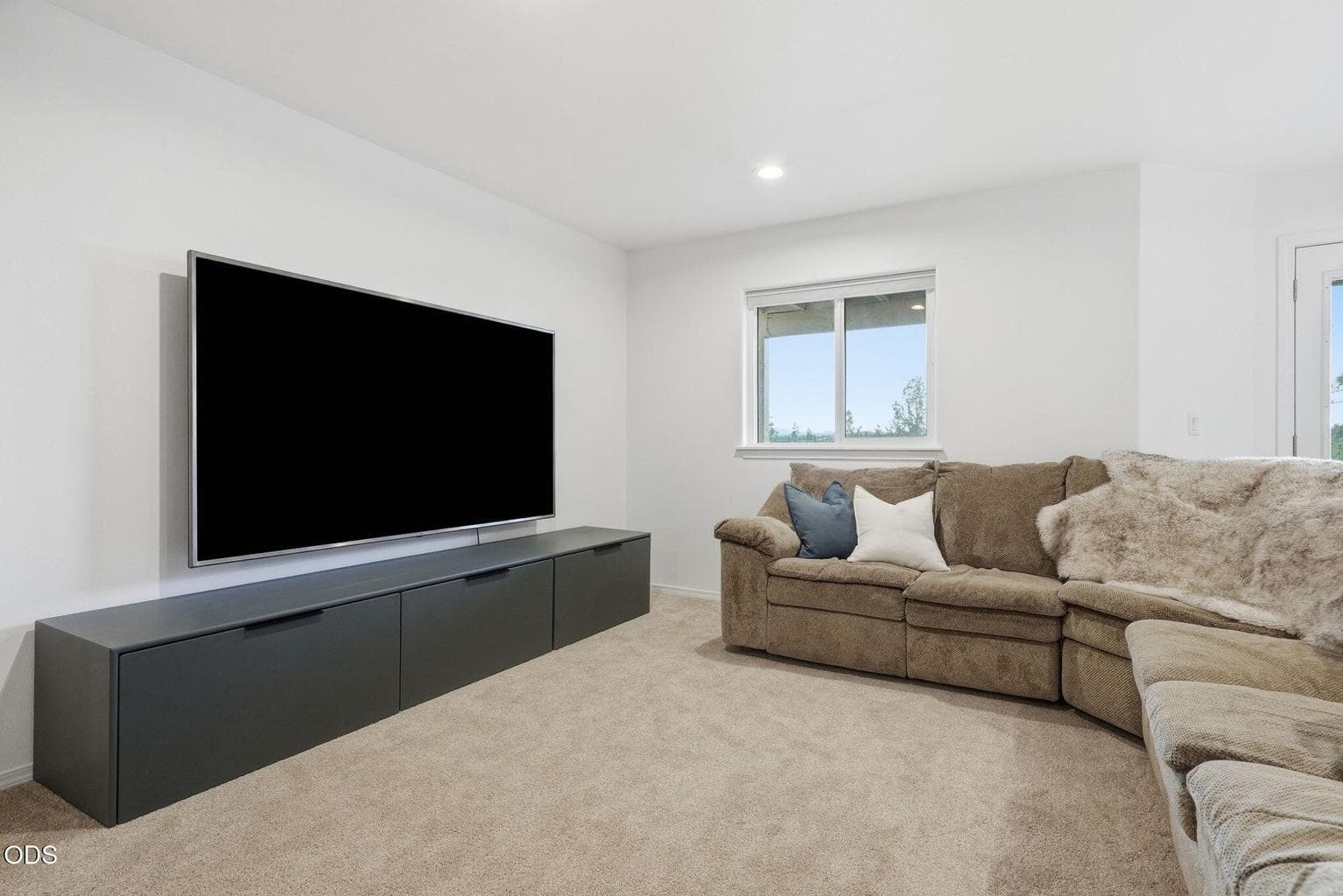 Photo of 1819 SW Troon Avenue 45 of 82