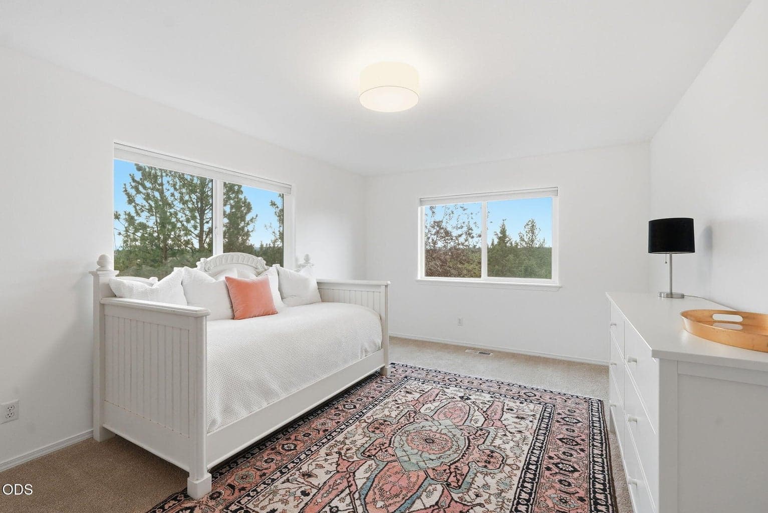 Photo of 1819 SW Troon Avenue 51 of 82