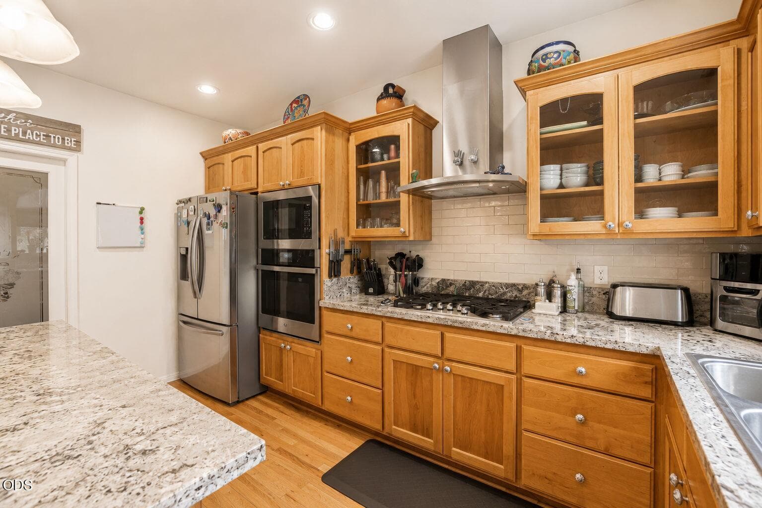 Photo of 499 Ridgeway 6 of 37