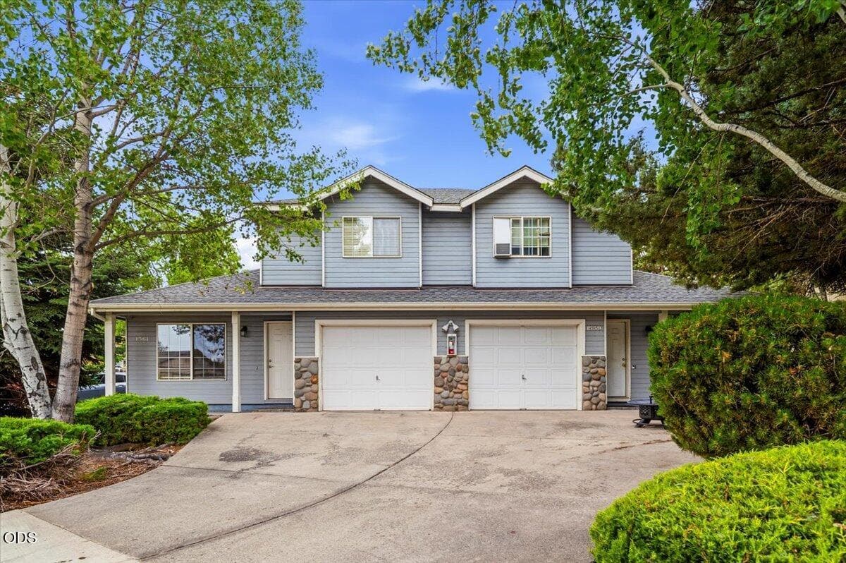 Photo of 1559 SW Rimrock Way 34 of 40