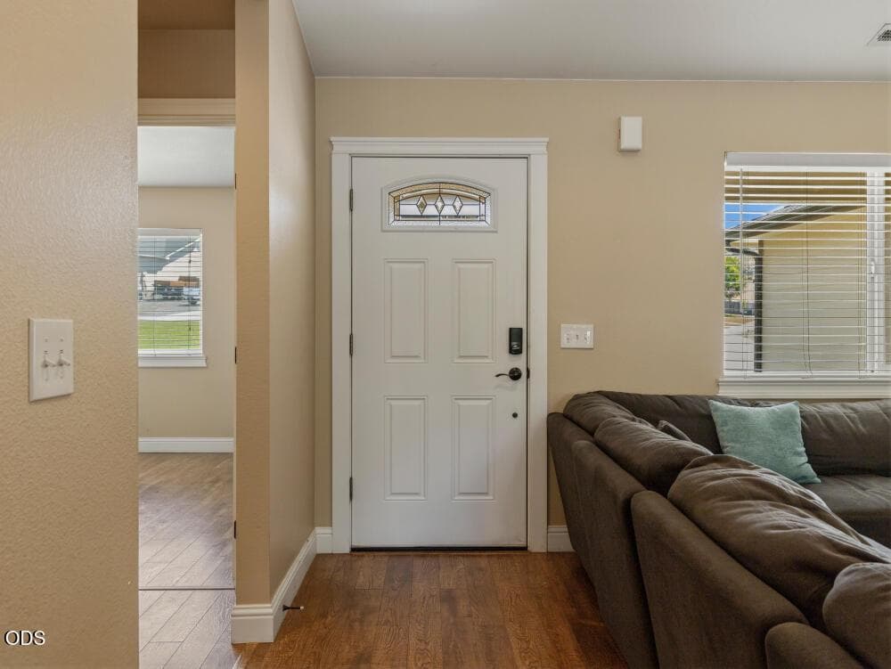 Photo of 2852 Glacier Drive 4 of 40