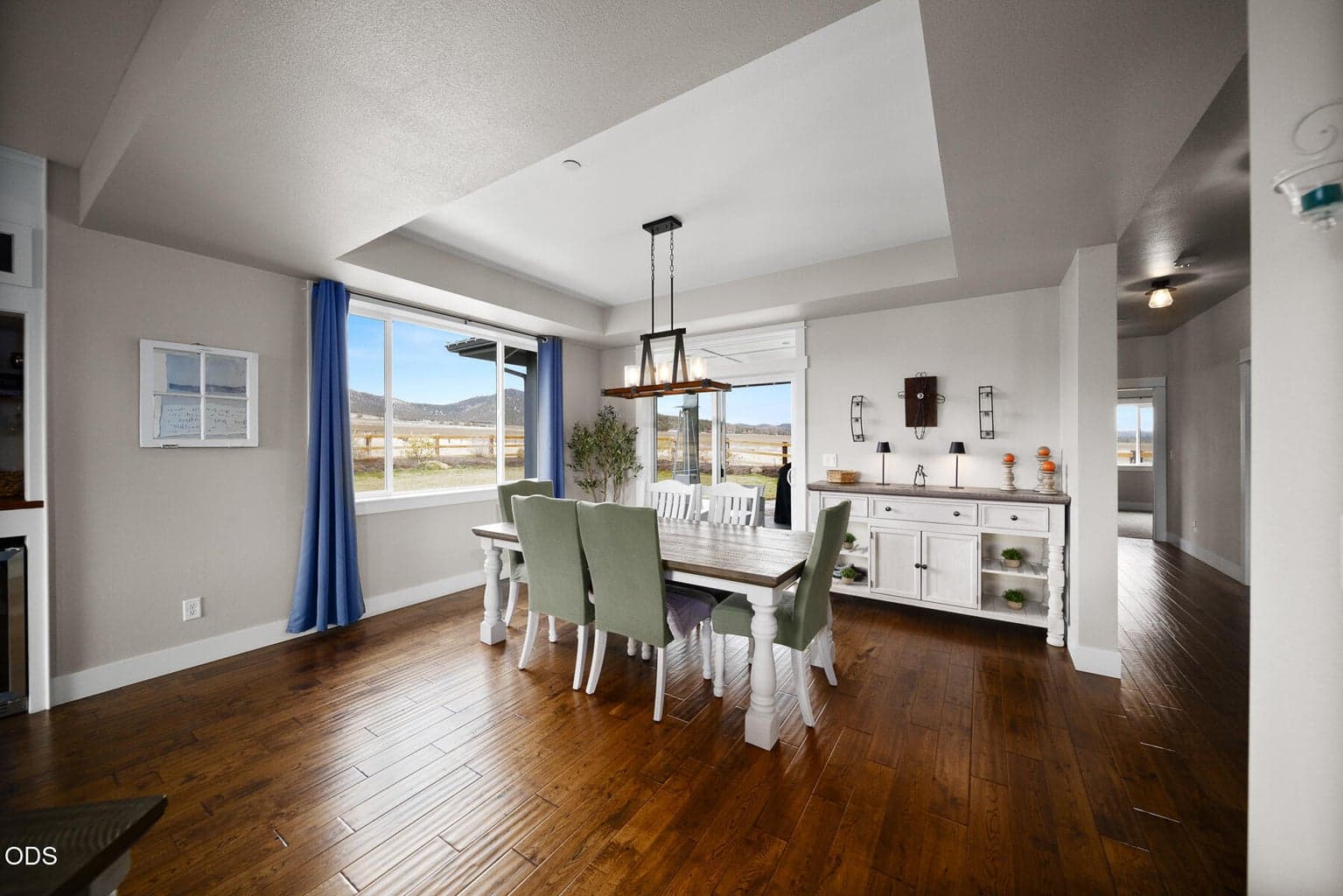 Photo of 8933 NW Elizabeth Way 9 of 29