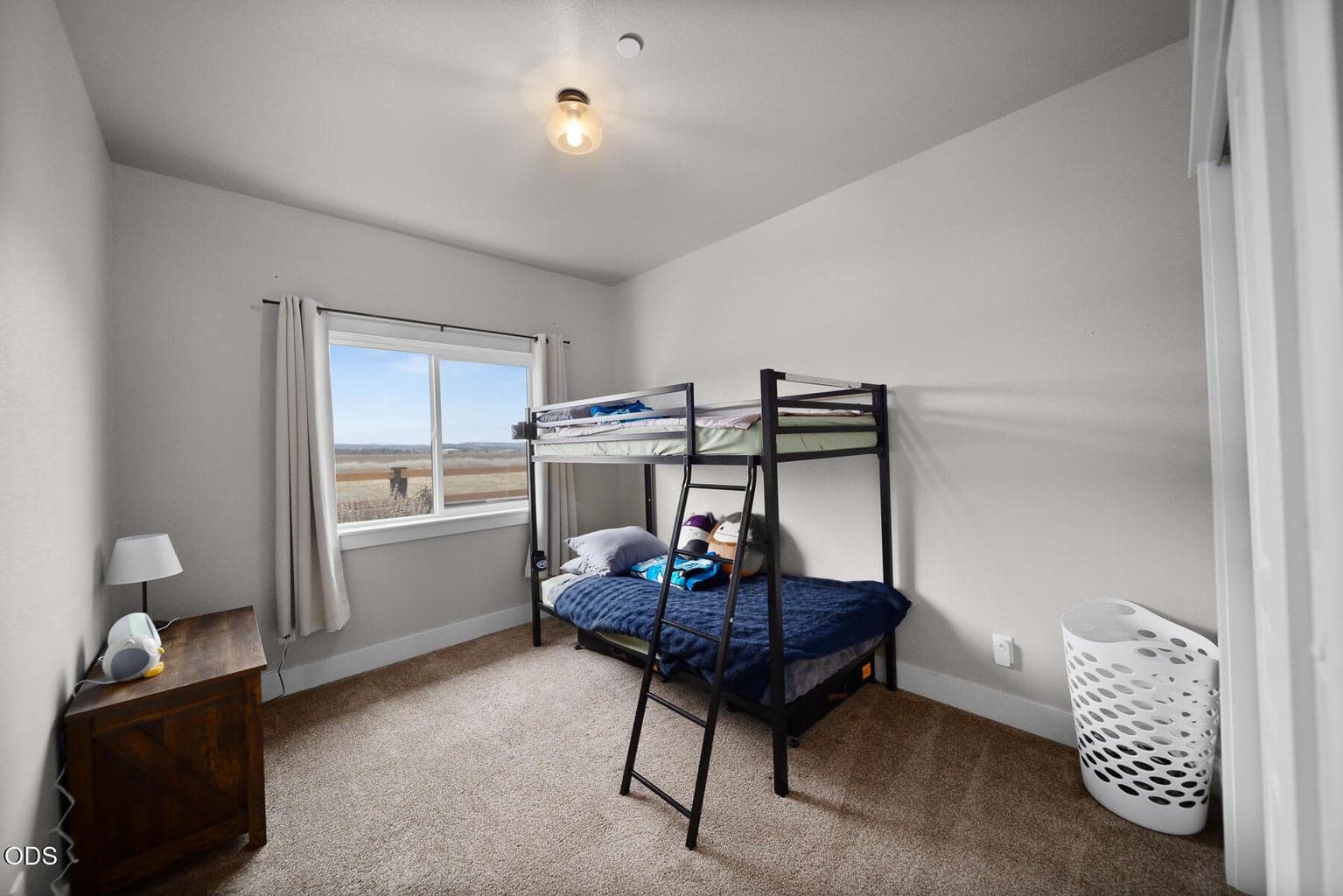 Photo of 8933 NW Elizabeth Way 14 of 29