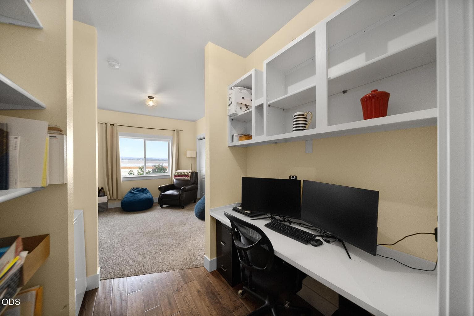 Photo of 8933 NW Elizabeth Way 17 of 29