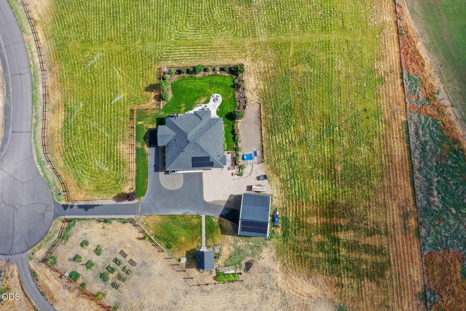Photo of 8933 NW Elizabeth Way 28 of 29