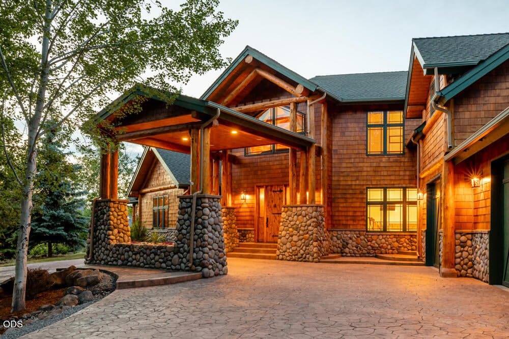 Photo of 6439 Coopers Hawk 2 of 153