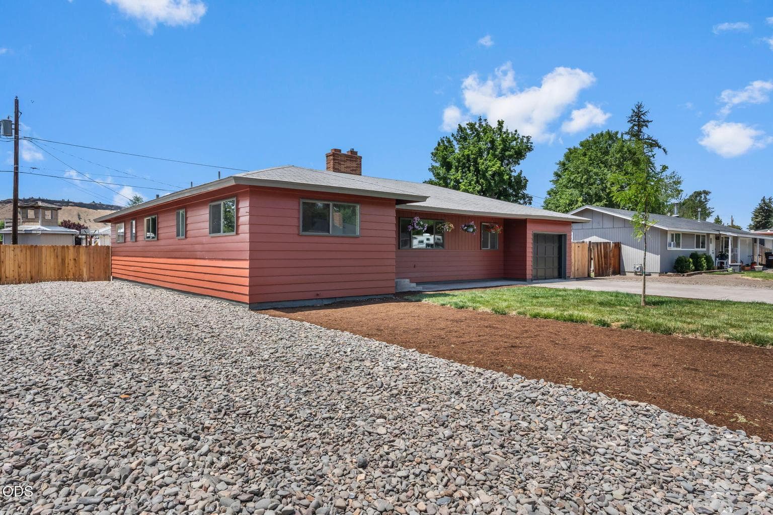 285 Claypool
