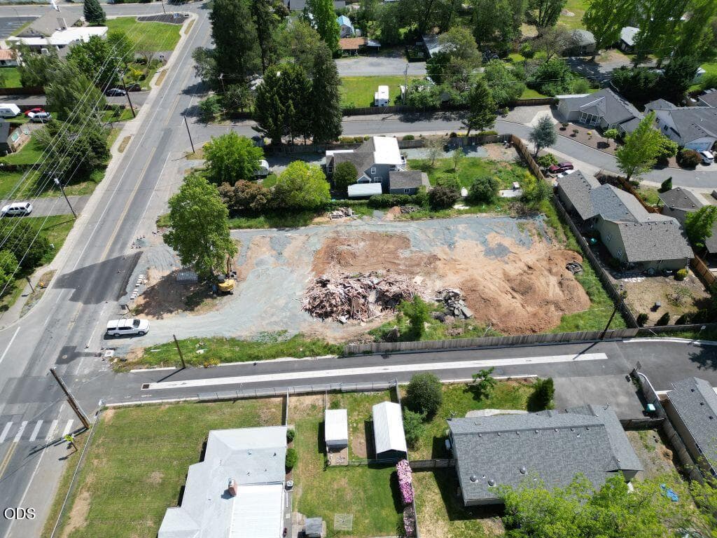 Photo of 1419 Fruitdale 3 of 8