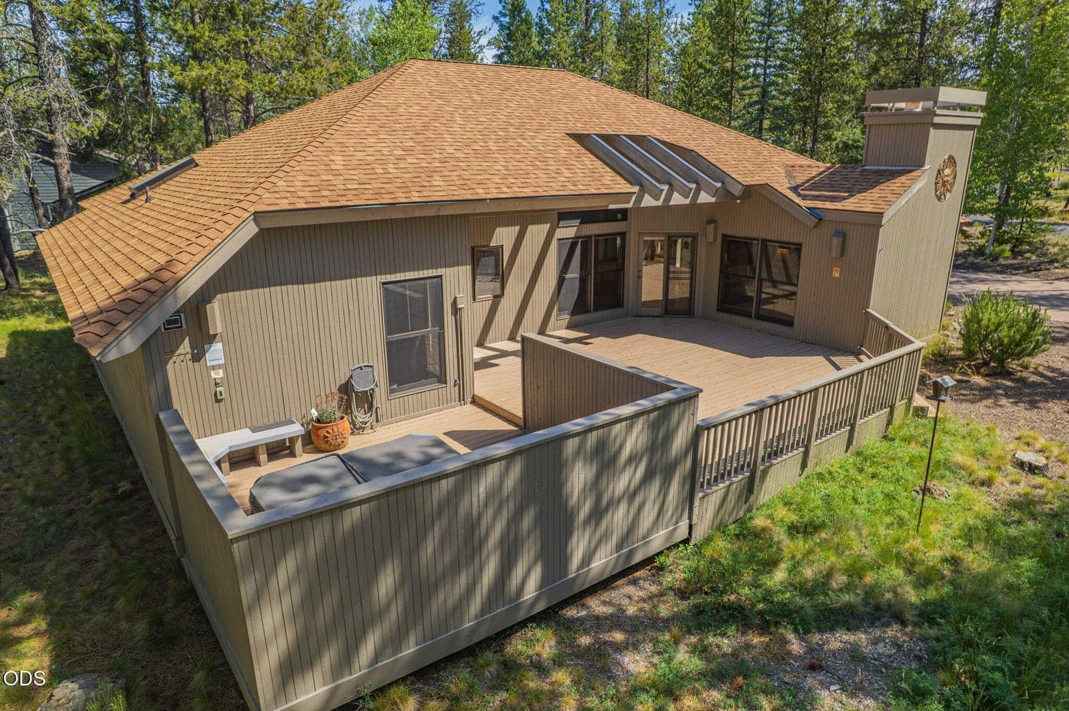 Newer 50 year roof - installed in 2021