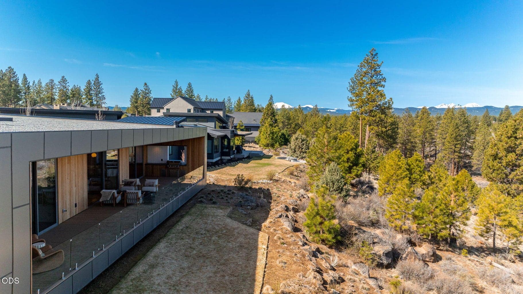 Photo of 61913 Hosmer Lake Drive 8 of 92
