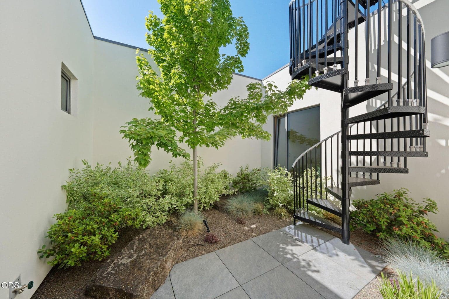 Photo of 61913 Hosmer Lake Drive 74 of 92