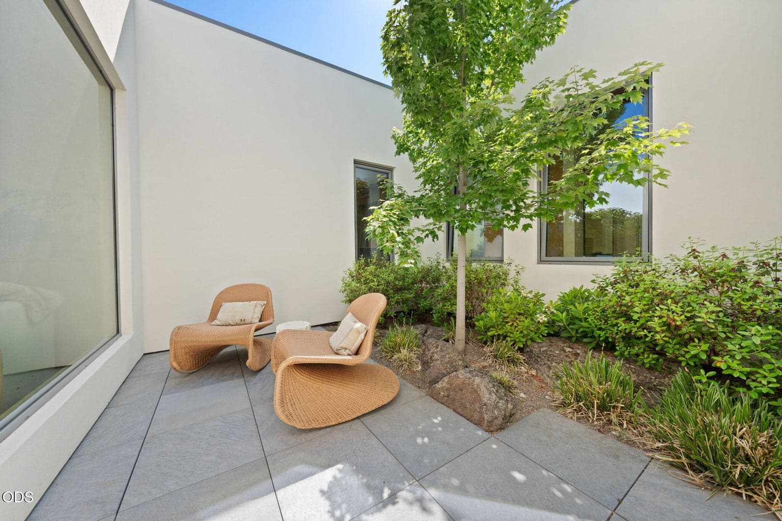 Photo of 61913 Hosmer Lake Drive 43 of 92