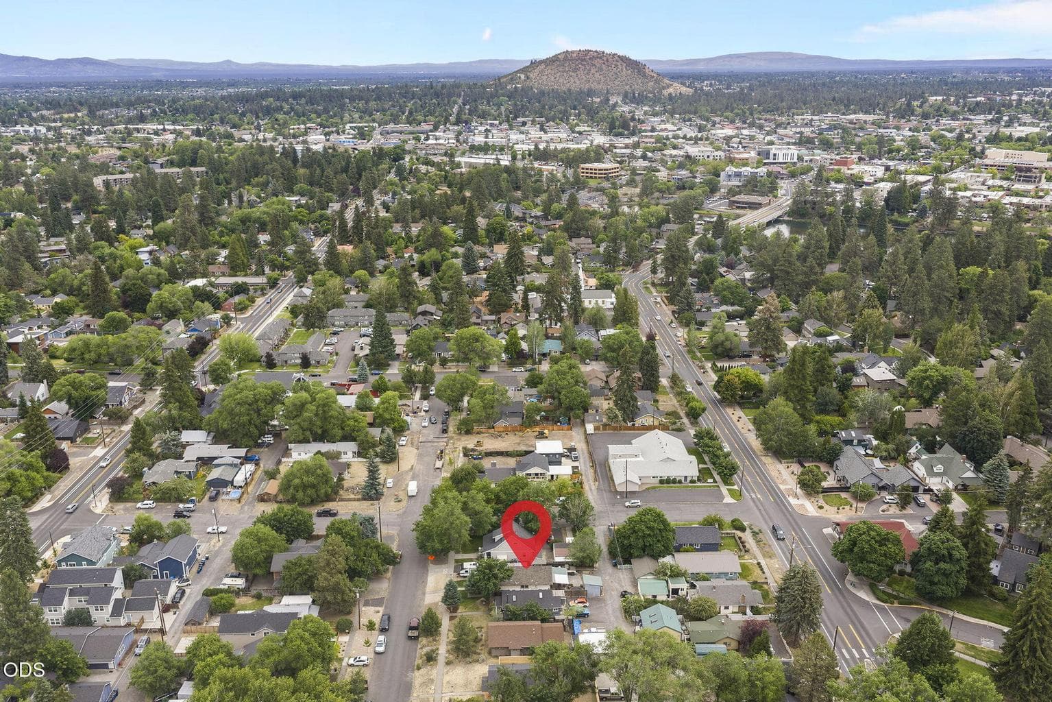 Photo of 615 NW Ogden Avenue 31 of 34