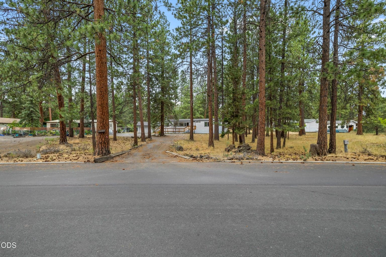 Photo of 61057 Chuckanut Drive 4 of 48
