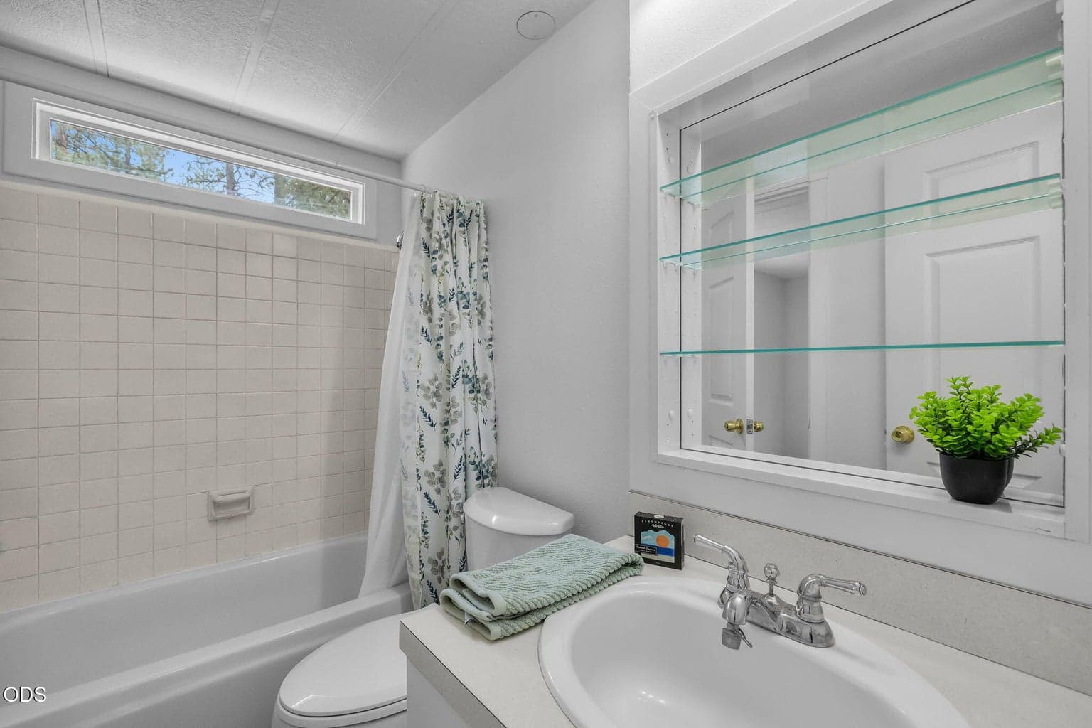 Photo of 61057 Chuckanut Drive 23 of 48