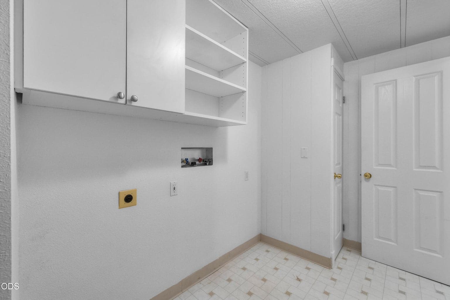 Photo of 61057 Chuckanut Drive 25 of 48