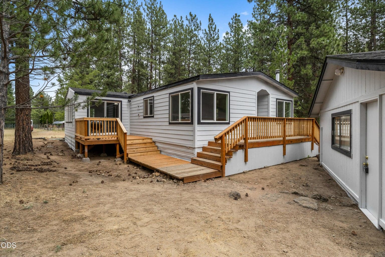Photo of 61057 Chuckanut Drive 34 of 48