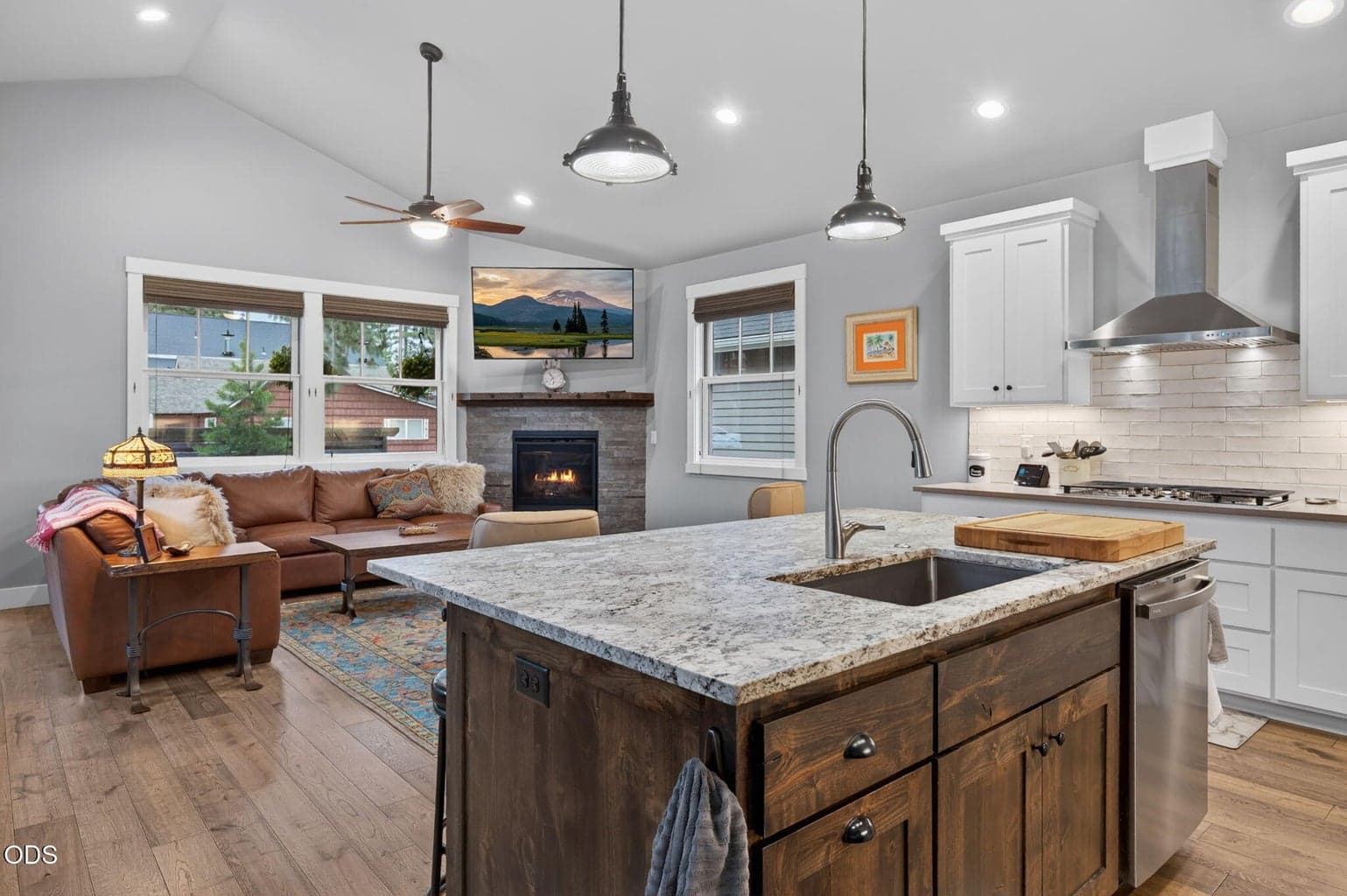 Photo of 301 S Pine Street 10 of 41