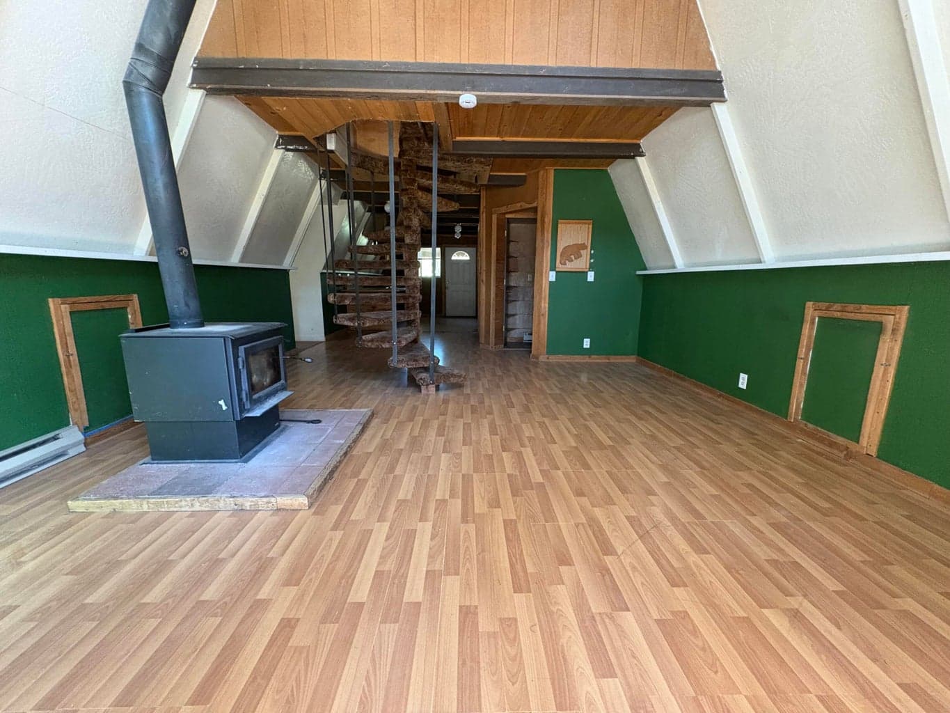 Photo of 15934 Fir Road 8 of 21