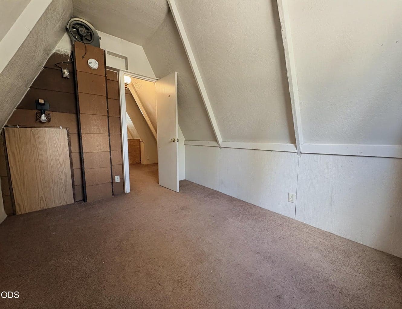 Photo of 15934 Fir Road 16 of 21