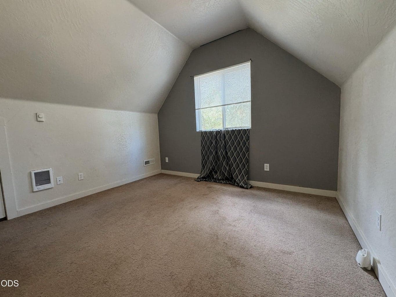 Photo of 15934 Fir Road 19 of 21