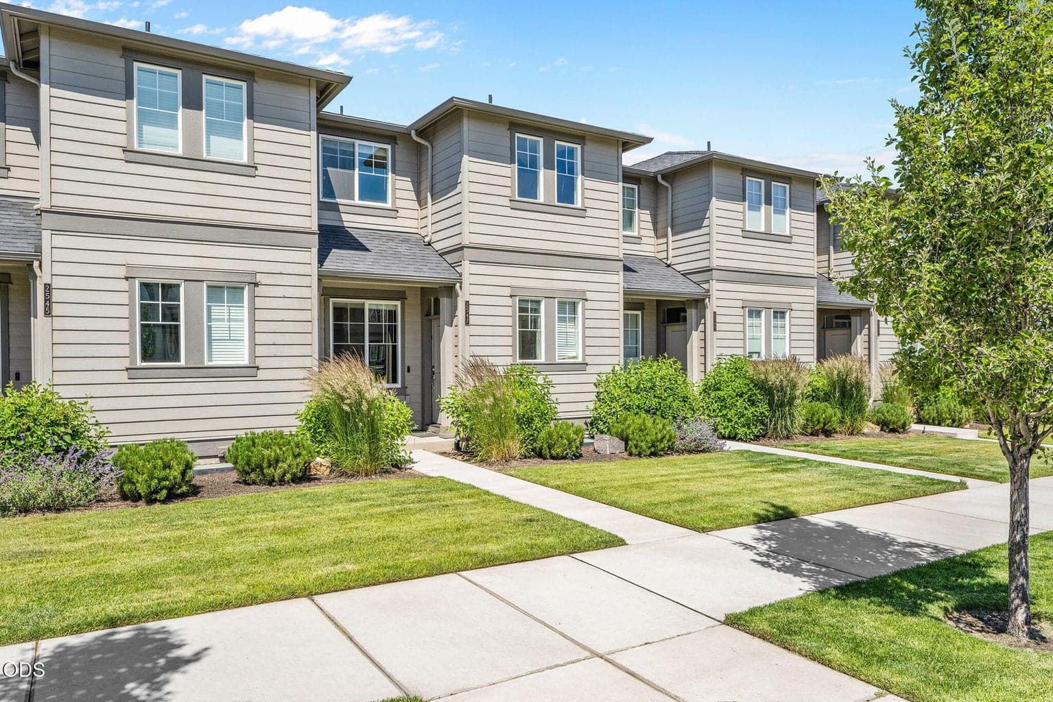 Photo of 2547 Purcell Boulevard 1 of 28