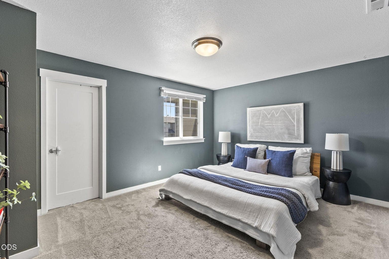 Photo of 2547 NE Purcell Boulevard 14 of 28