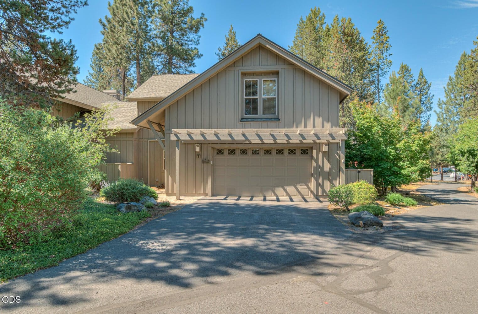 Photo of 57135 Fremont 2 of 30