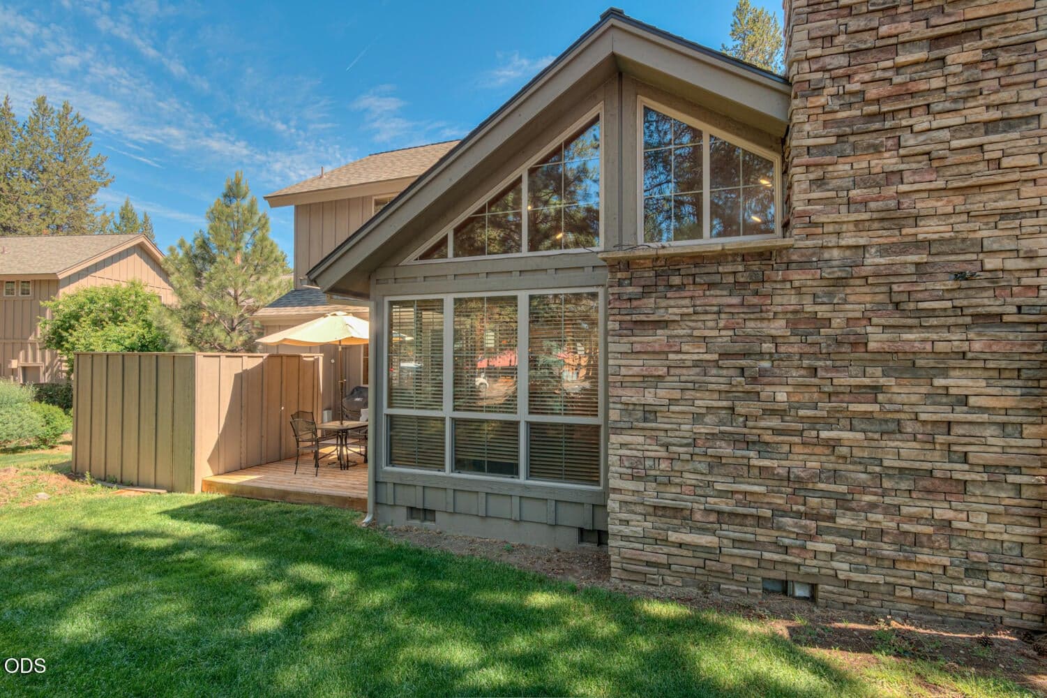 Photo of 57135 Fremont 5 of 30